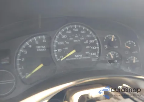 2000 Chevrolet Silverado 1500 Ls z USA, uszkodzony, nr VIN 2GCEK19TXY1142844